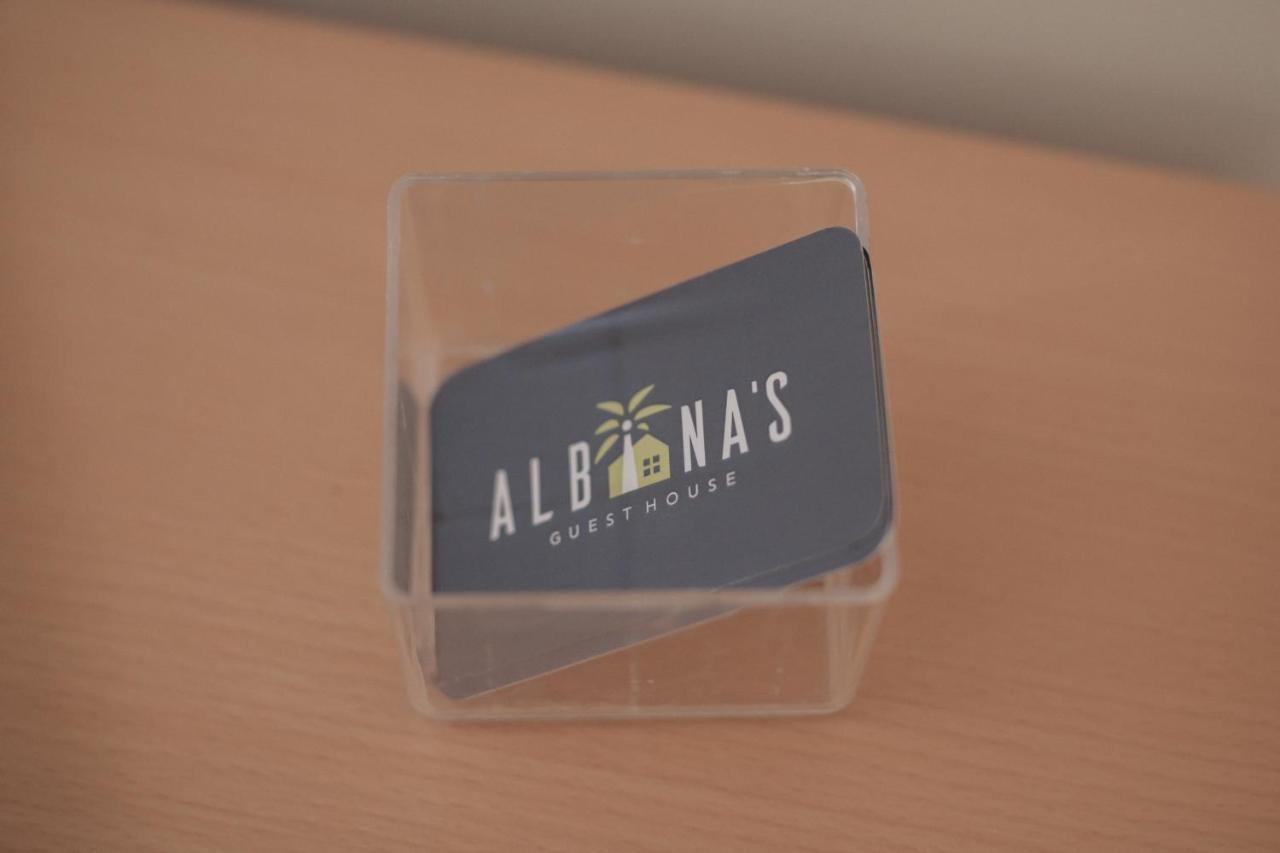 Albina'S Guest House เลซาเดอปัลเมรา ภายนอก รูปภาพ