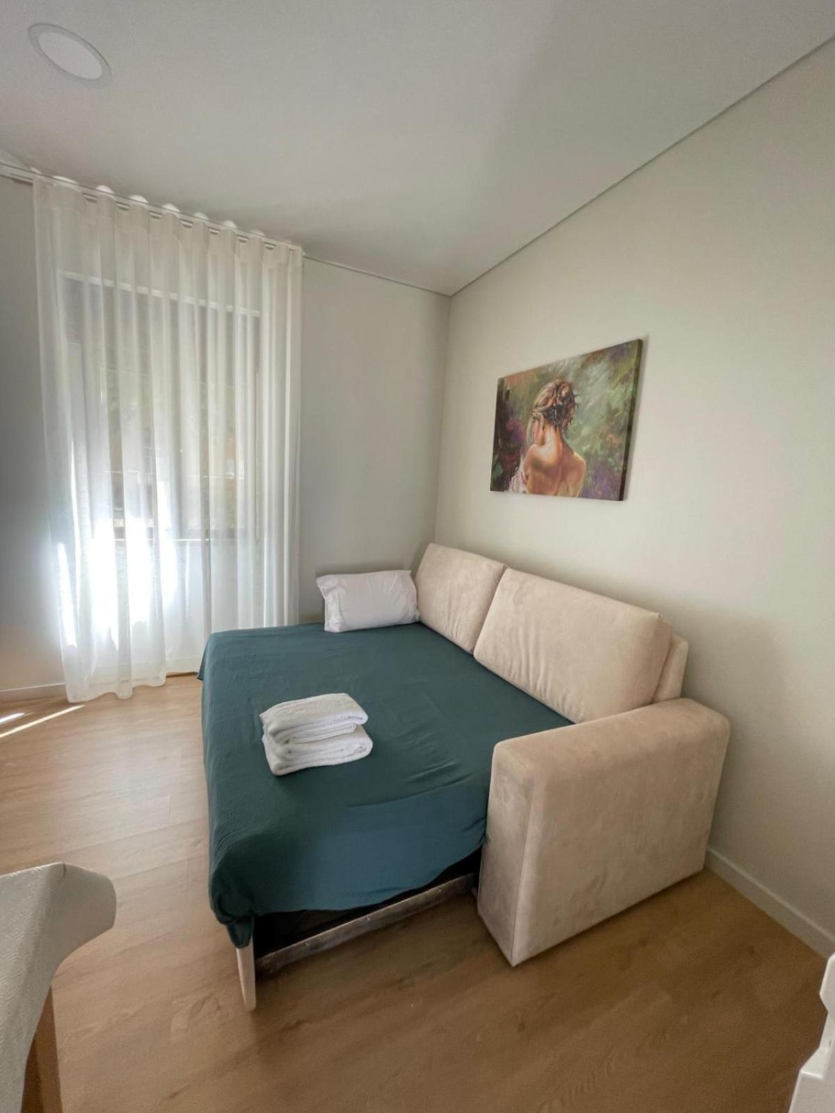 Albina'S Guest House เลซาเดอปัลเมรา ภายนอก รูปภาพ